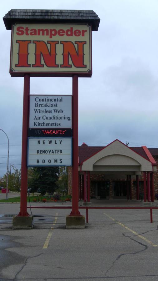 Stampeder Inn Ponoka Экстерьер фото